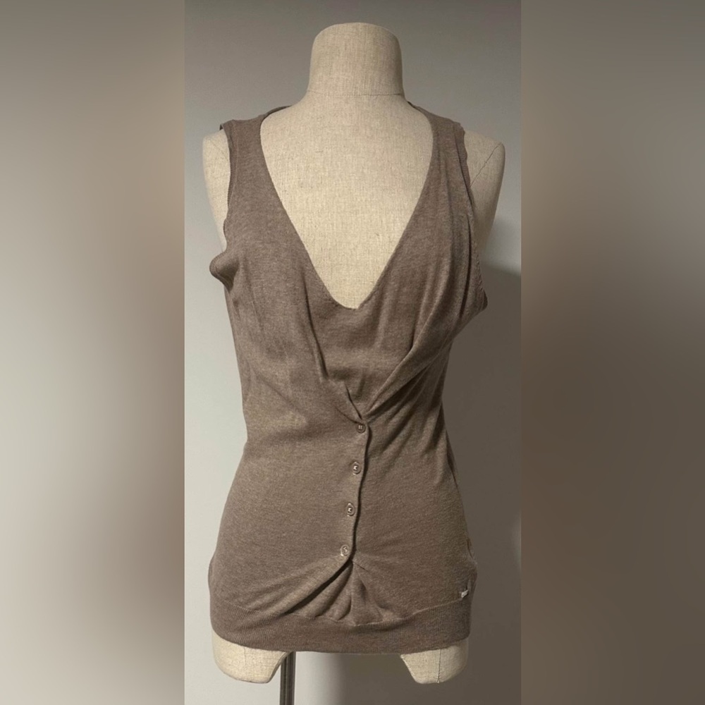 IKKS: Brown Sleeveless Button-Down Top